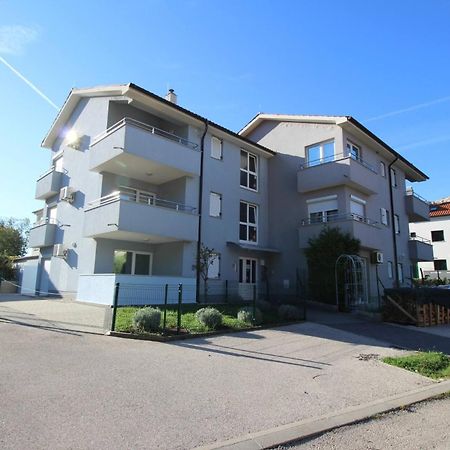 Apartments Hrabric Baška Exterior foto
